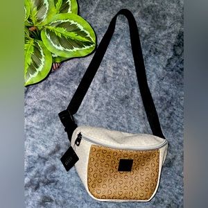 Guess belt bag
